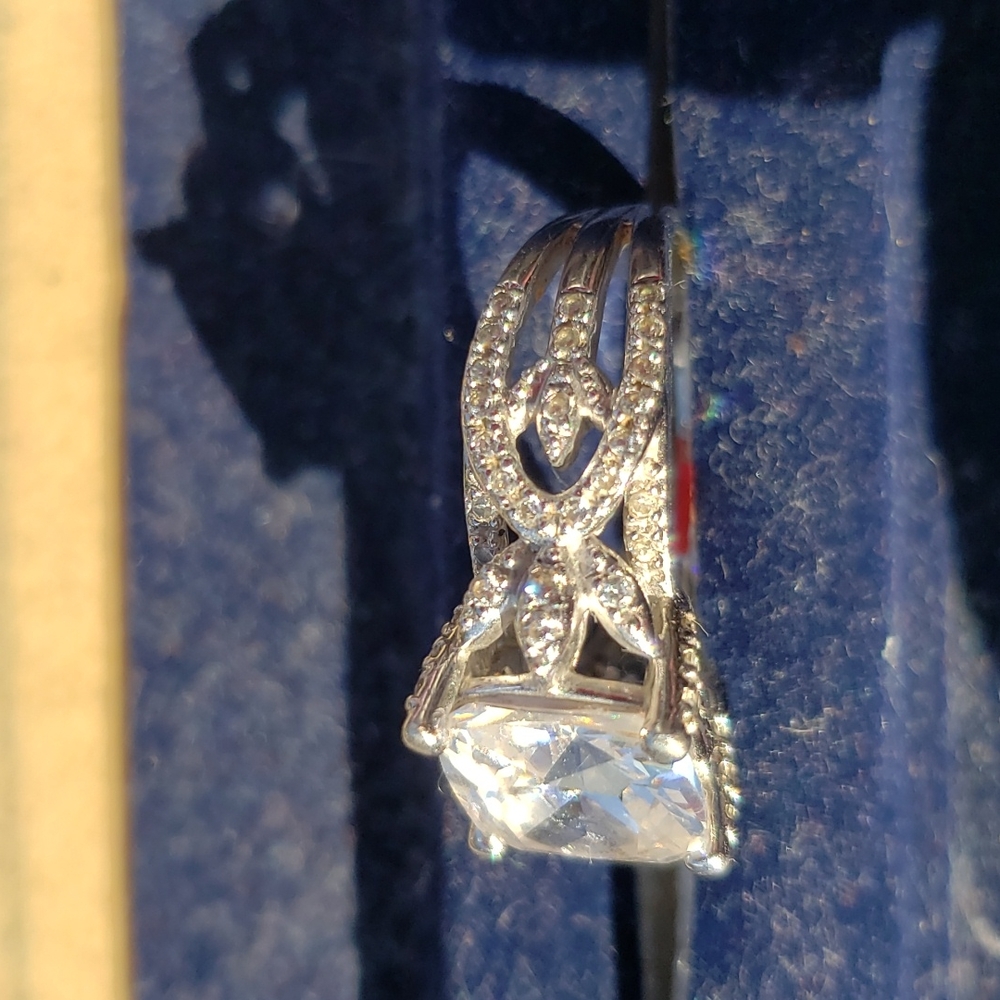 STERLING SILVER CZ RING SZ8 - Picture 4 of 6